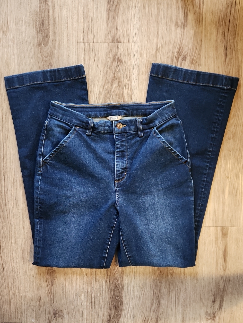 NWOT Duluth Trading High Waisted Stretchy Dark Blue Flare Jeans